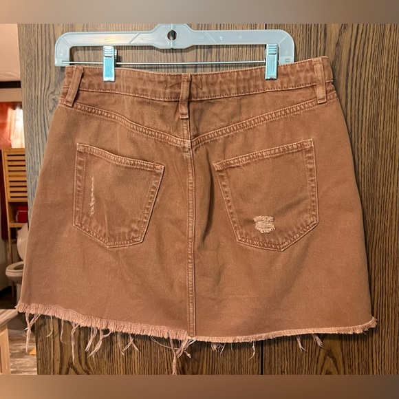 We The Free size 31 distressed denim skirt - Picture 5 of 8